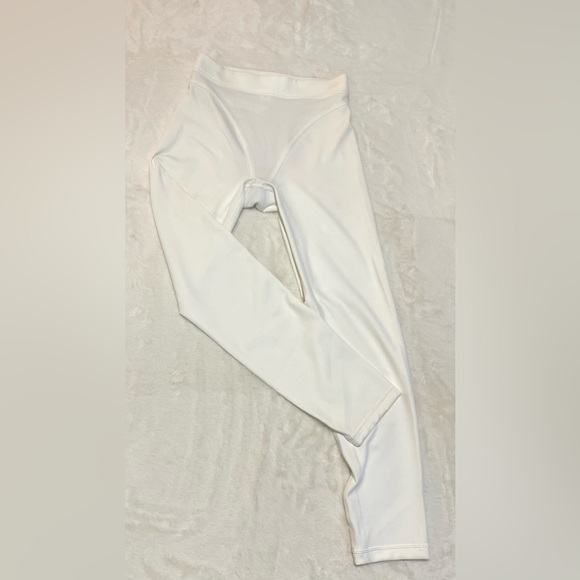 Lululemon Workout pants - Picture 2 of 4